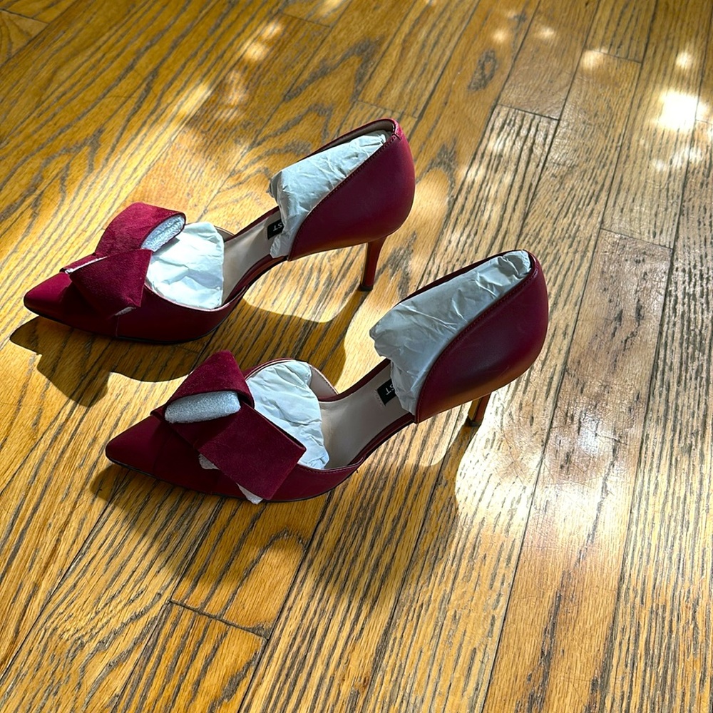 Nine West Bow Heels - never worn